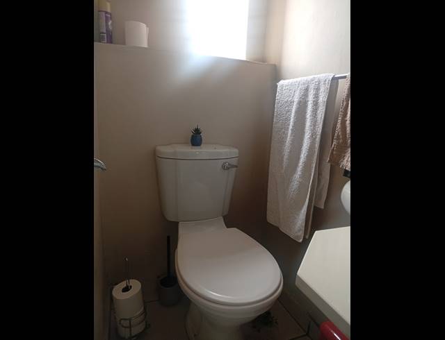 2 BEDROOM TOWNHOUSE FOR SALE IN WATERVAL EAST